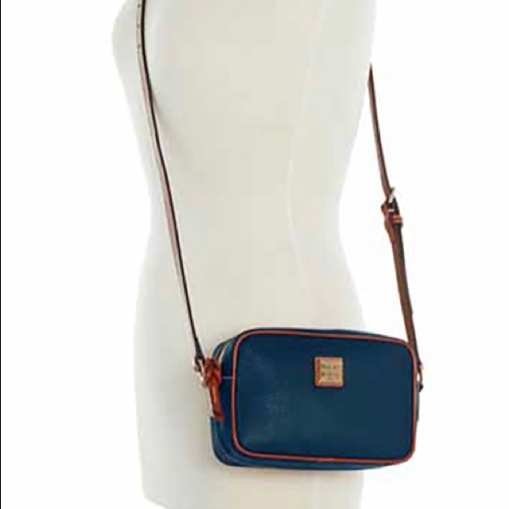 NWT Dooney & Bourke blue camera crossbody
